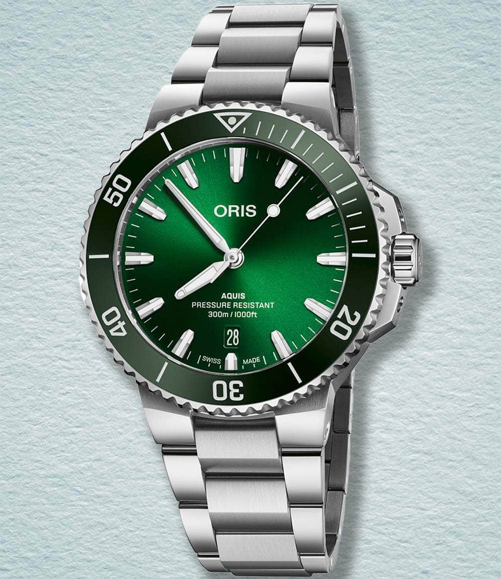 Oris Watch Green / Bracelet Aquis Date 41.5mm (2024)