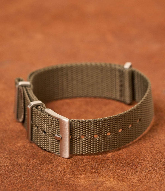 Crown & Buckle Strap Uniform / 19mm Matte Supreme Mil-Straps