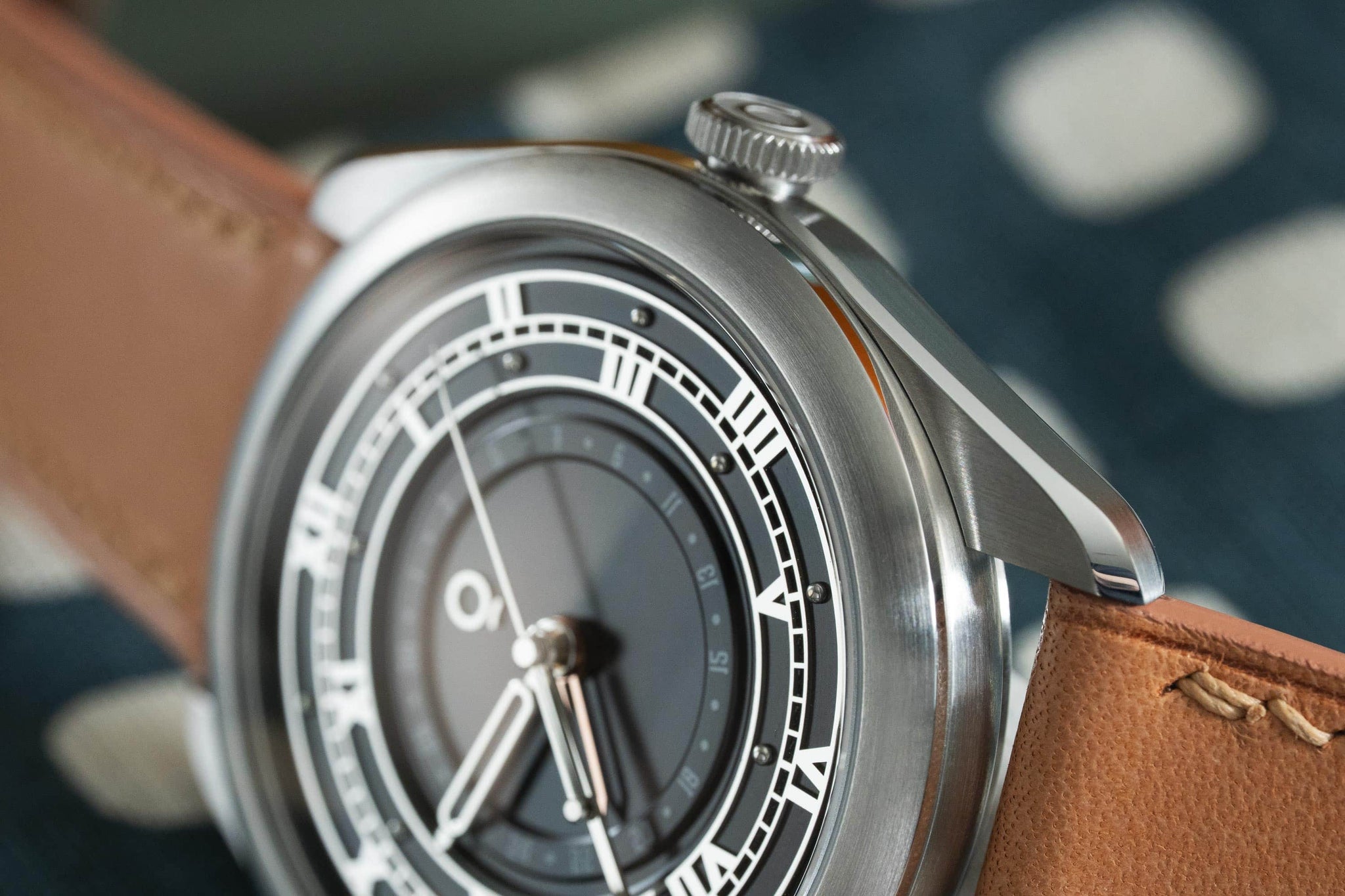 OraOrea Watch Coriolis Pointer Date - Rhodium Black