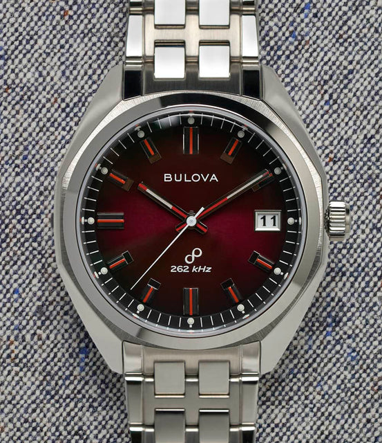 Bulova Watch Red / Bracelet Jet Star